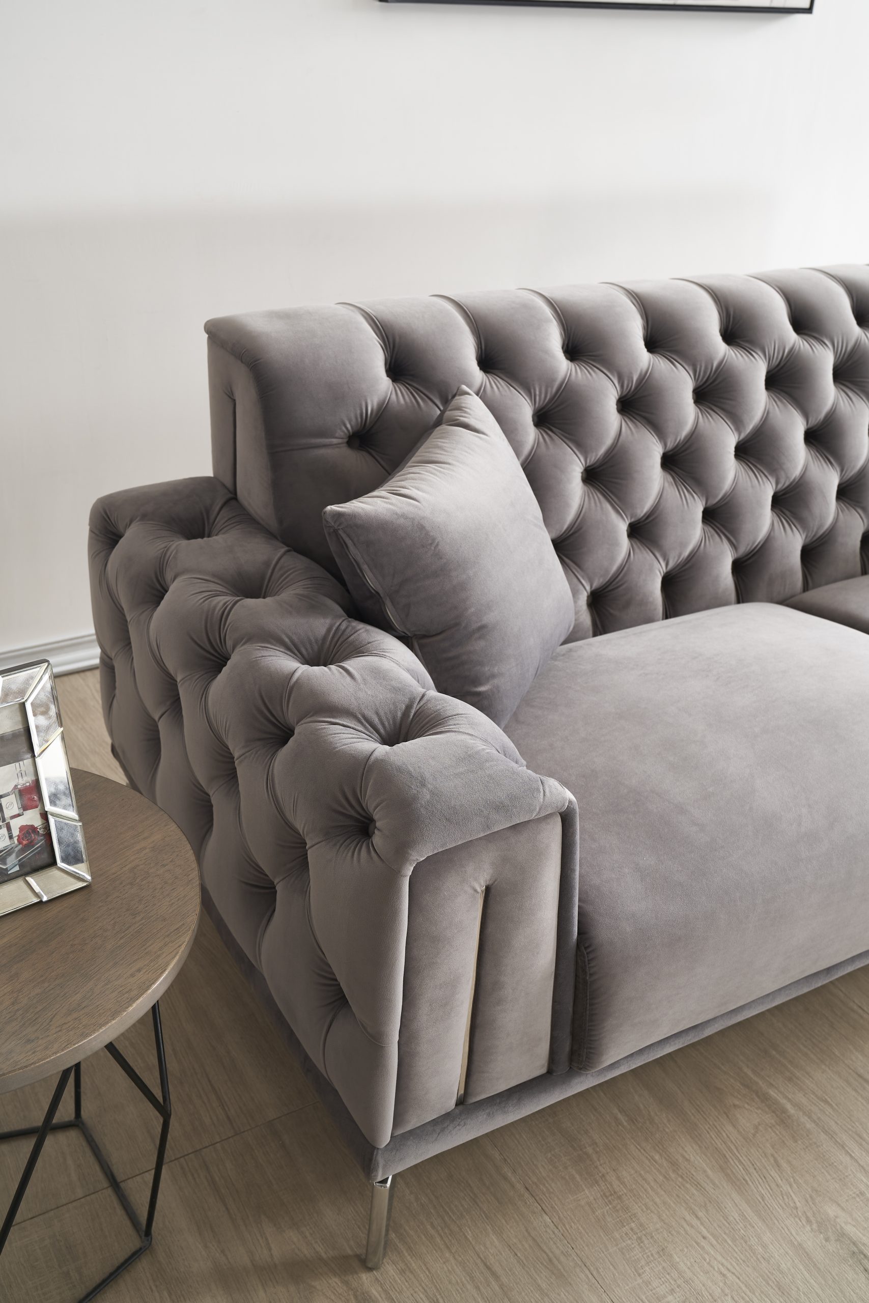 WeChat Image_20220921133146 moderno living sofa