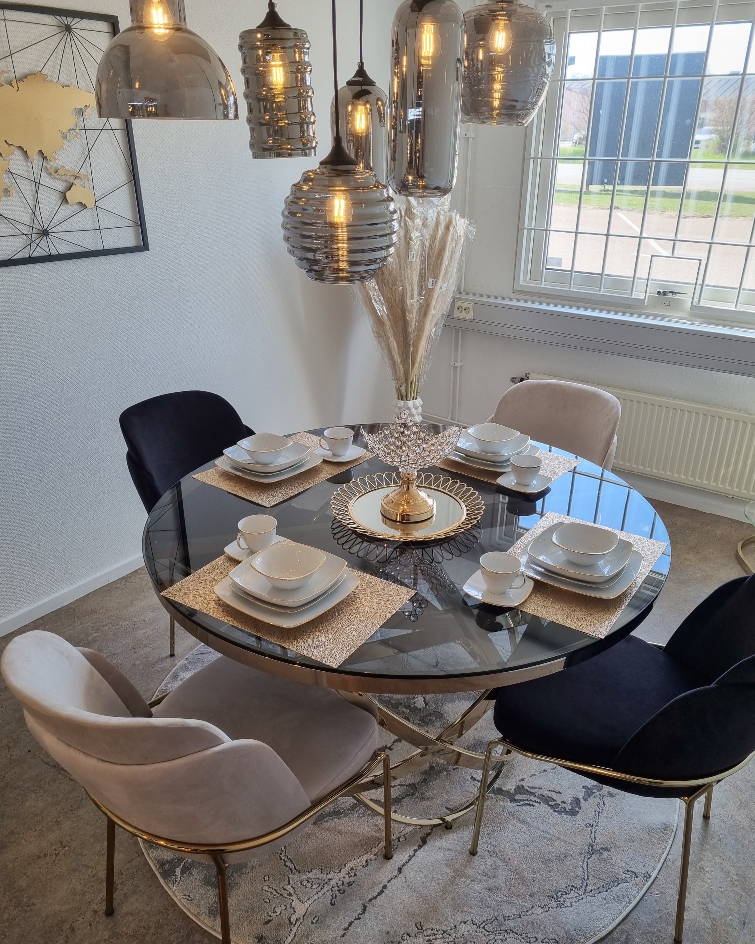 moderno living dining table and chairs