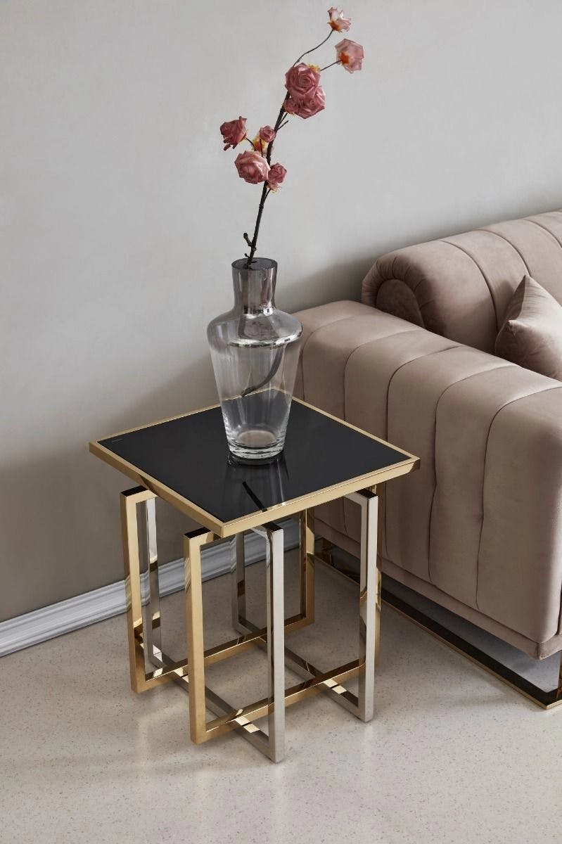 laly side table